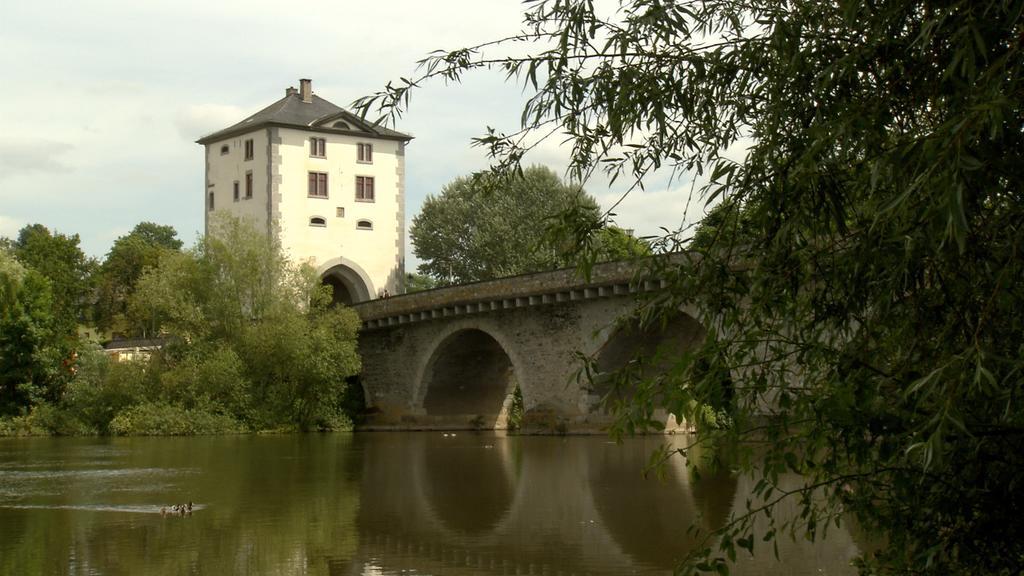 Hotel Gaestehaus Priester Limburg an der Lahn Extérieur photo