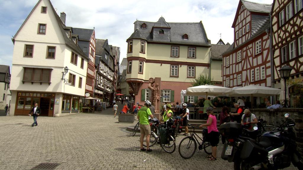 Hotel Gaestehaus Priester Limburg an der Lahn Extérieur photo